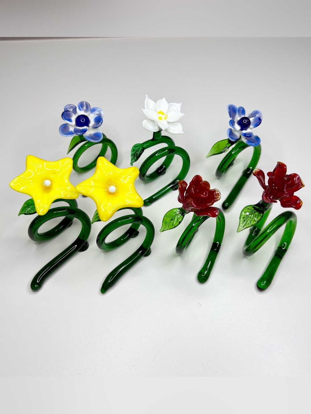 VTG Hand-Blown Glass Flower Napkin Rings Decorative Excellent Vibrant Lots of 7